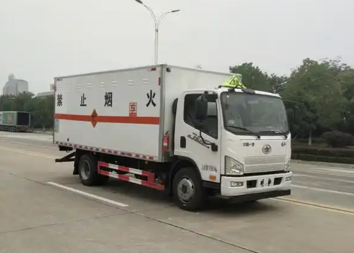 河北爆破器材运输车可以上高速吗？